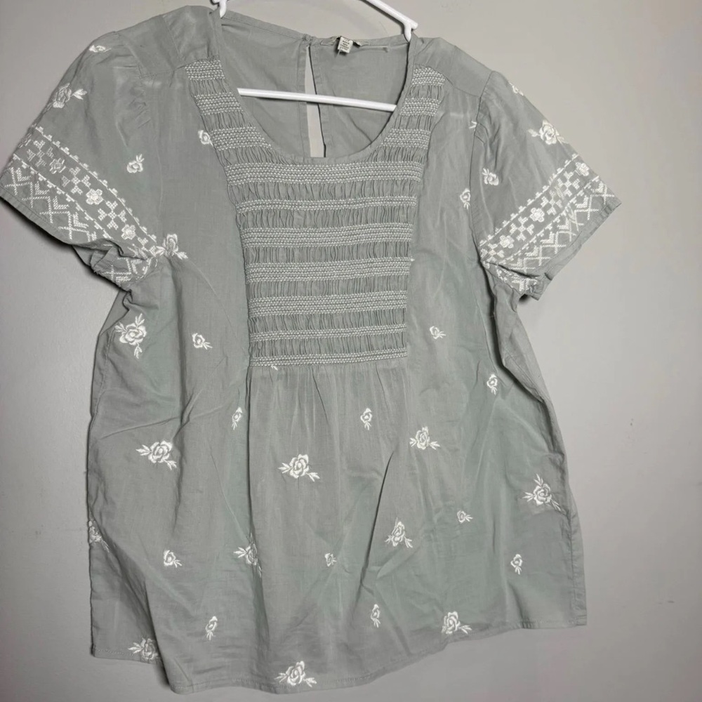 Lucky Brand Green embroidered Blouse